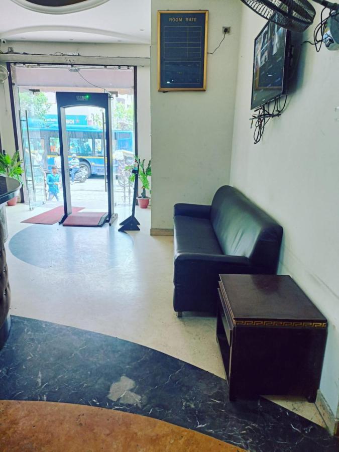 Revels Near Railway Station 4* New Delhi
