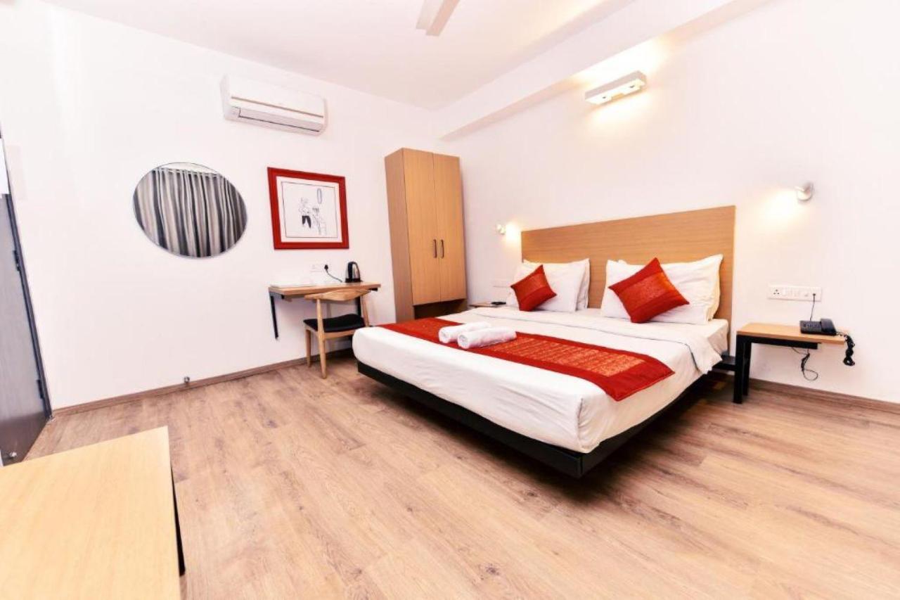 Revels Near Railway Station Hotel 4*